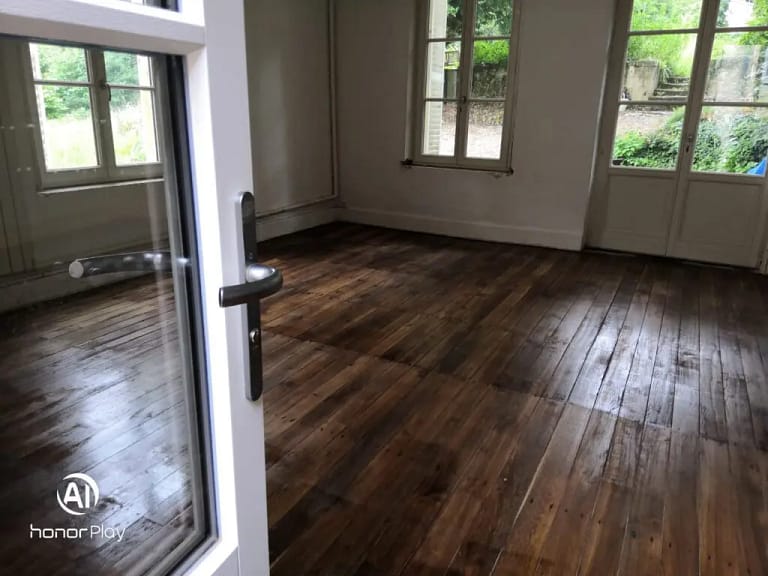 Le parquet poncé et huilé.